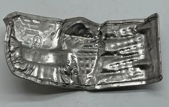 Other engine bay part