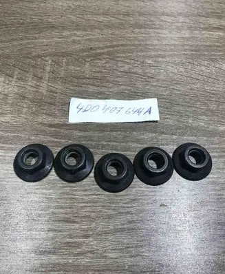 Audi A4 S4 B5 8D Nuts/bolts 4D0407644A