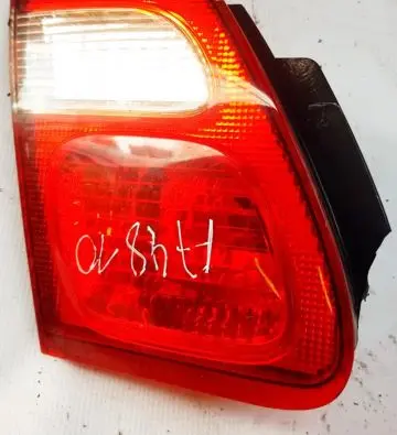 Nissan Almera N16 Tailgate rear/tail lights