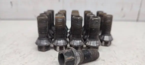 BMW X6 F16 Nuts/bolts 