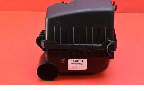 Toyota Auris 150 Air filter box 