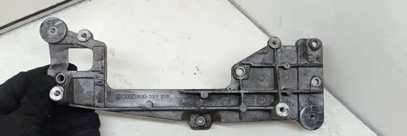 Audi A3 S3 8P Engine mounting bracket 03G131159