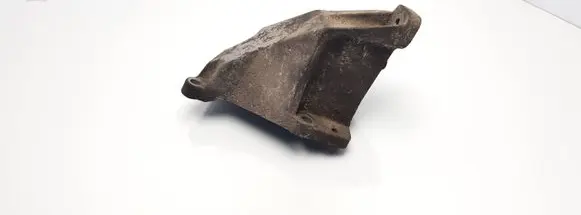 Audi A4 S4 B5 8D Engine mounting bracket 8D0199307H