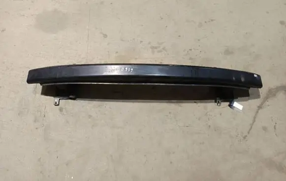 Volkswagen Polo IV 9N3 Front bumper cross member
