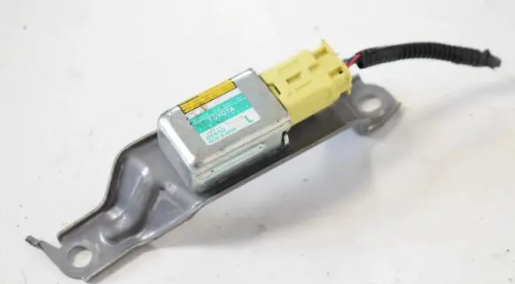 Toyota Land Cruiser (J100) Airbag deployment crash/impact sensor 8983460010