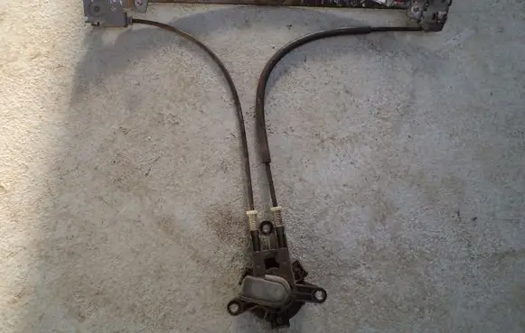 Peugeot 106 Front door window regulator with motor