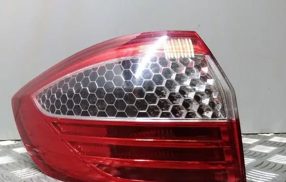 Ford Mondeo MK IV Rear/tail lights 7S7113405B