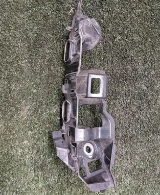 Volkswagen Golf VII Front bumper mounting bracket 5G0807049A