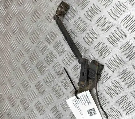 BMW 4 F32 F33 Headlight/headlamp level sensor 6860843