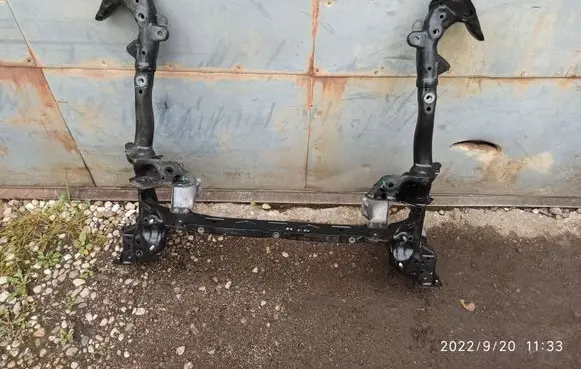 Audi A7 S7 4G Front subframe 4G0399295 4H0401415A