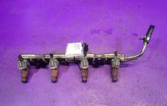 Nissan Primera Fuel main line pipe