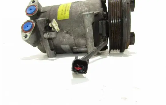 Ford Focus Air conditioning (A/C) compressor (pump) 8FK351113451