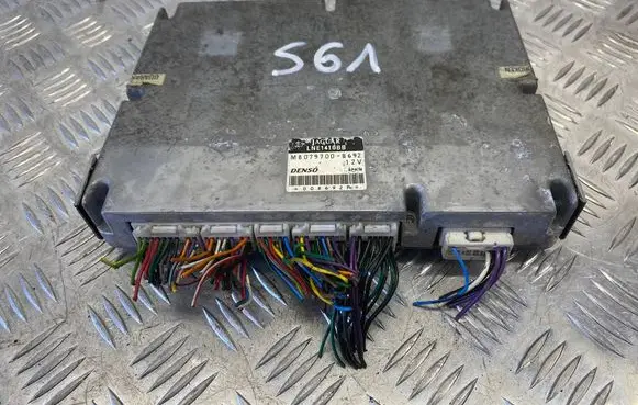 Jaguar XK8 - XKR Engine control unit/module ECU LNE1410BB MB0797008692 008692P