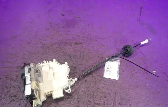 Audi A4 S4 B8 8K Rear door lock 8K0839016D