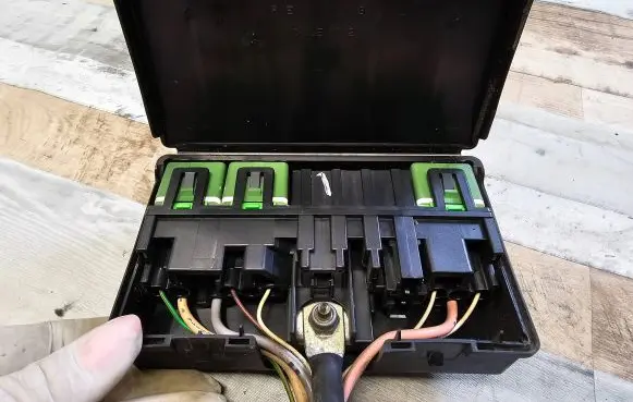 Peugeot 407 Fuse box set 9632229480