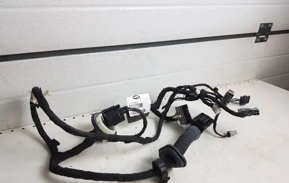 Land Rover Range Rover L405 Front door wiring loom GK5214633 50105386