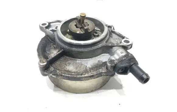Audi A8 S8 D4 4H Vacuum pump 059145100J