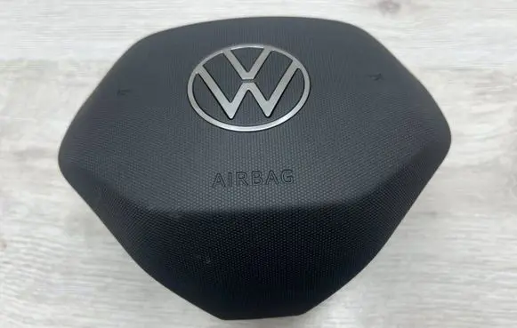 Volkswagen Tiguan Steering wheel airbag 5NA880201E 311733399H44 JSSDAB0129