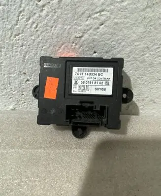 Ford Mondeo MK IV Door control unit/module 7G9T14B534BC 0507918102 14C236BC