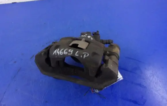 Fiat Panda 141 Front brake caliper