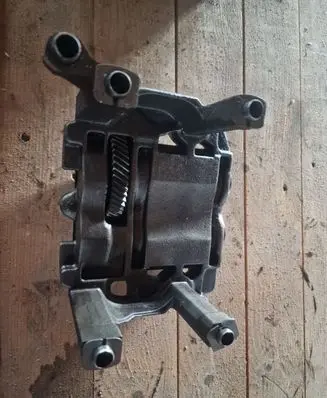 Mazda 3 I Oil pump 3L5G6K360A