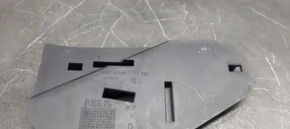 Peugeot 206+ Wiper trim