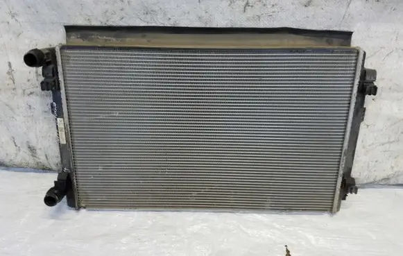 Skoda Octavia Mk3 (5E) Coolant radiator 5Q0121251ER