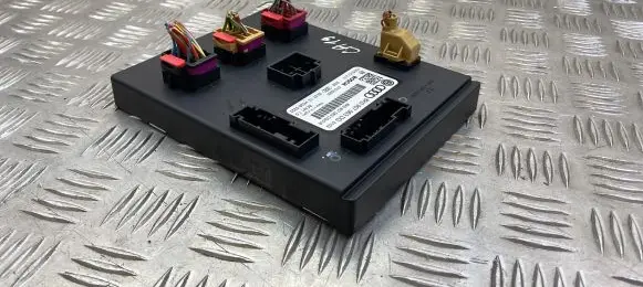 Audi Q5 SQ5 Central body control module 8K0907063DG 8K0907063