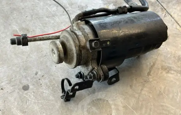 KIA Rio Fuel filter 