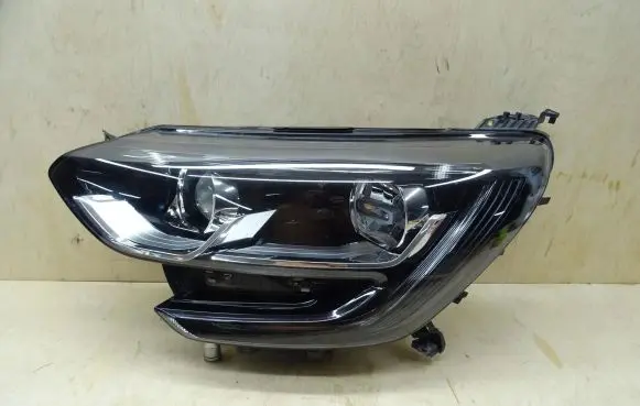 Renault Megane IV Headlight/headlamp 260601122r