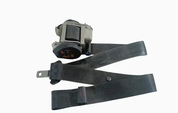Peugeot RCZ Front seatbelt YM15300480