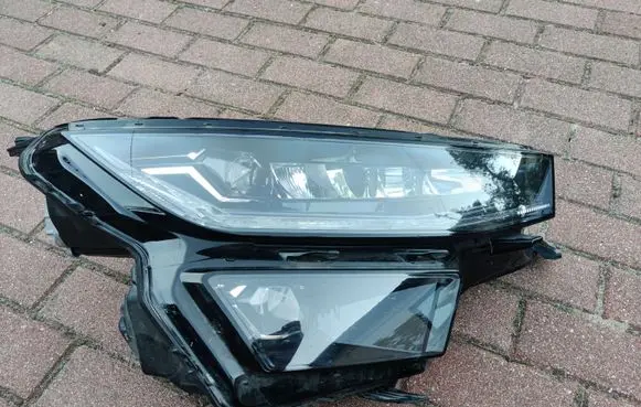 Skoda Kodiaq Headlight/headlamp 556941036 992941572CE