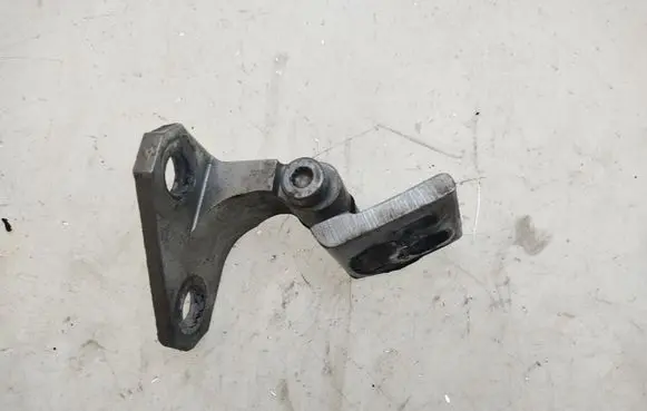 Volkswagen Golf VI Front door upper hinge 1K0831402L