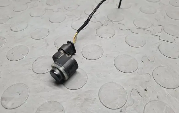 BMW 5 E60 E61 Parking PDC sensor 9139866