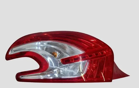 Peugeot 208 I Rear/tail lights 9672628280