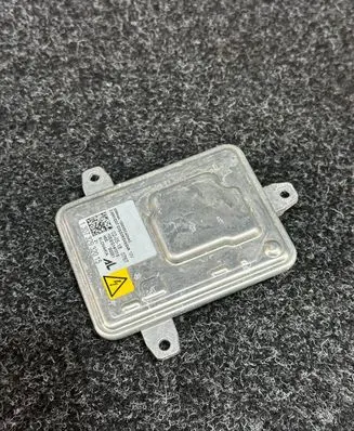 Alfa Romeo Giulia Headlight ballast module Xenon 130732932015