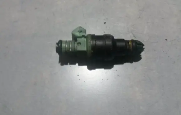 BMW 5 E34 Fuel injector 0280150415