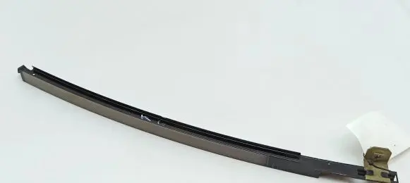 Mercedes-Benz E W211 Rear door windshield rail 