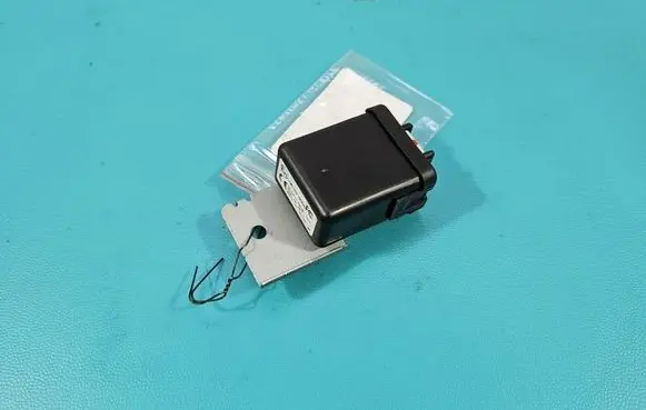 Suzuki SX4 S-Cross Central body control module 3719061M01 IMPRK1558359