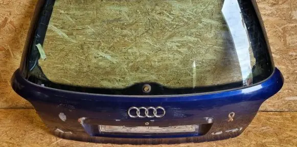 Audi A4 S4 B5 8D Tailgate/trunk/boot lid 8D9827573A