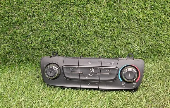 Ford Focus ST Climate control unit F1ET19980JF