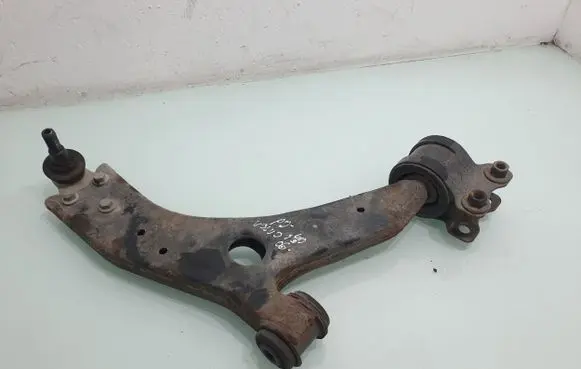 Volvo S40 Front lower control arm/wishbone