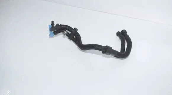 BMW 5 G30 G31 G38 Fuel line pipe 8579957 13538579957 5A79569