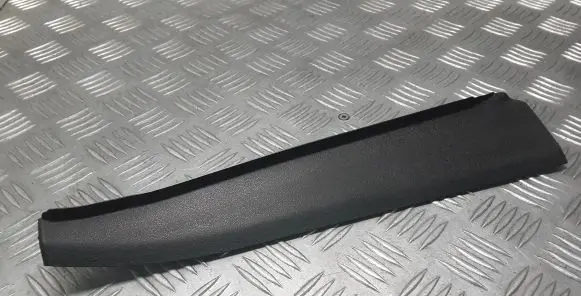 Volvo V40 Dashboard side end trim 31102348