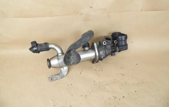 Volvo V50 EGR valve cooler 9645689780 875816W