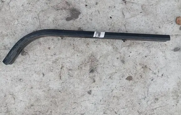 Citroen Berlingo Sliding door trim 9684585580E
