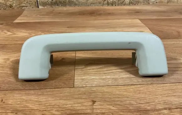 Volvo V70 Front interior roof grab handle 13550