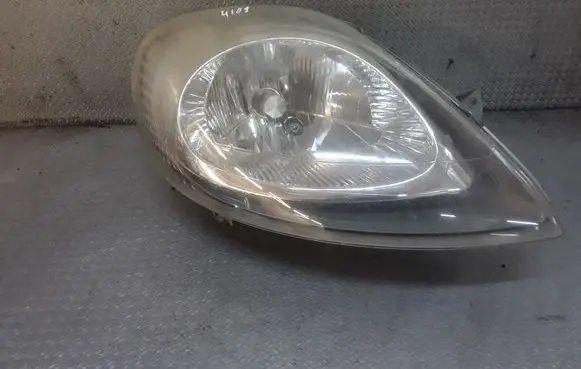 Opel Vivaro Headlight/headlamp 91165720