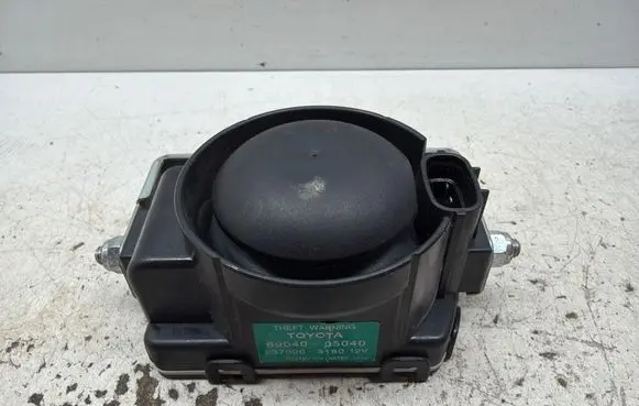 Toyota Avensis T270 Alarm system siren 8904005040 2370005180