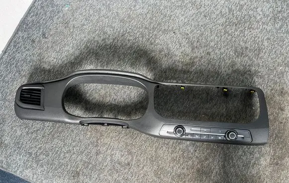 Peugeot Expert Panel trim 9808364677 1684984X 9812434477